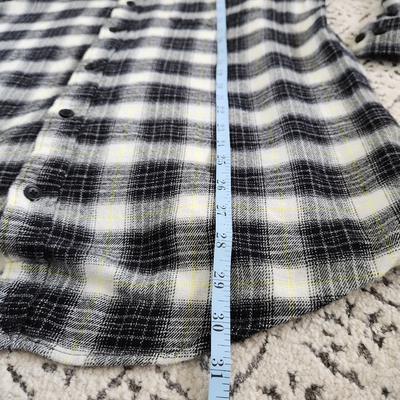 Pacsun Men's Button Down Pocket Shirt Black White Yellow Plaid Striped Large - Picture 10 of 15